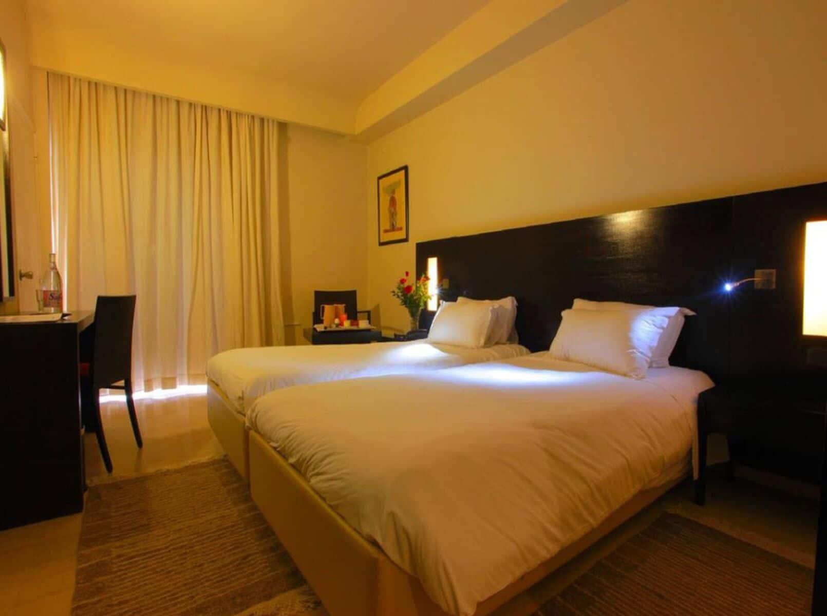 Ambassadeurs Hotel 3*